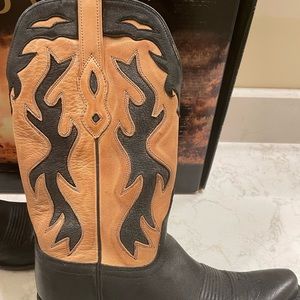 Old West black and tan cowboy boots